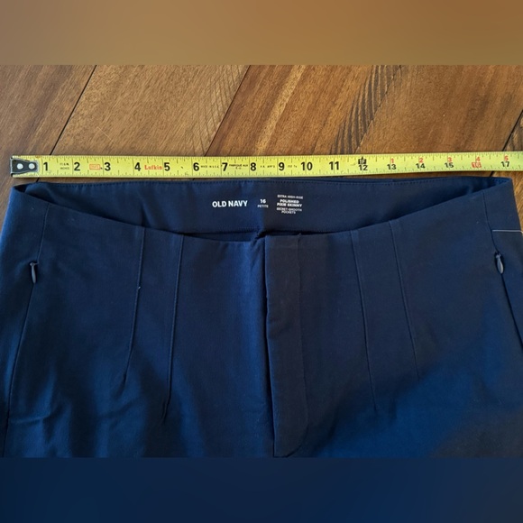 Old Navy High-Rise Polished Pixie Skinny Ankle Pant Cropped 16P Navy Blue NWT - Picture 4 of 10